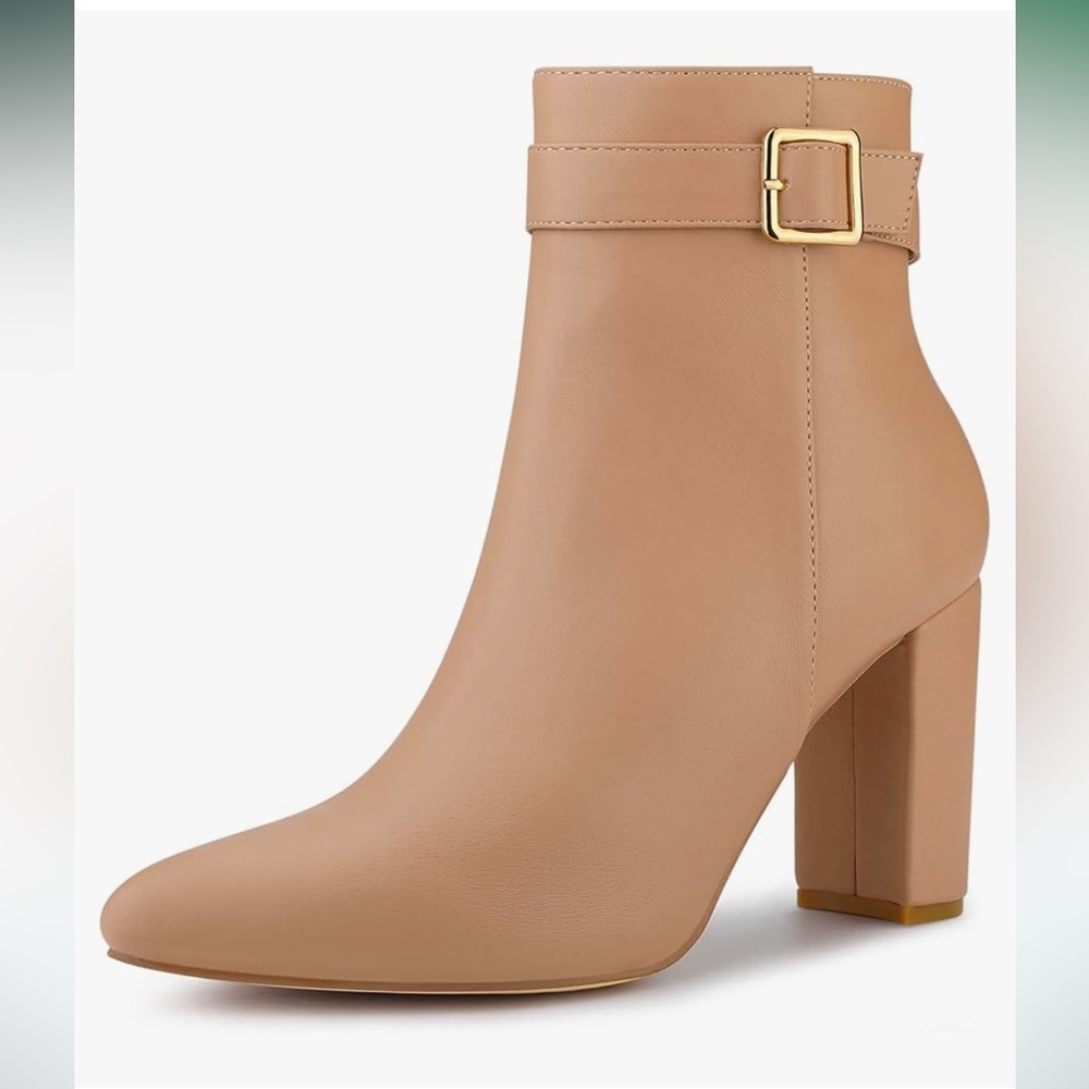 Nude Women's Pointed Toe Ankle Booties